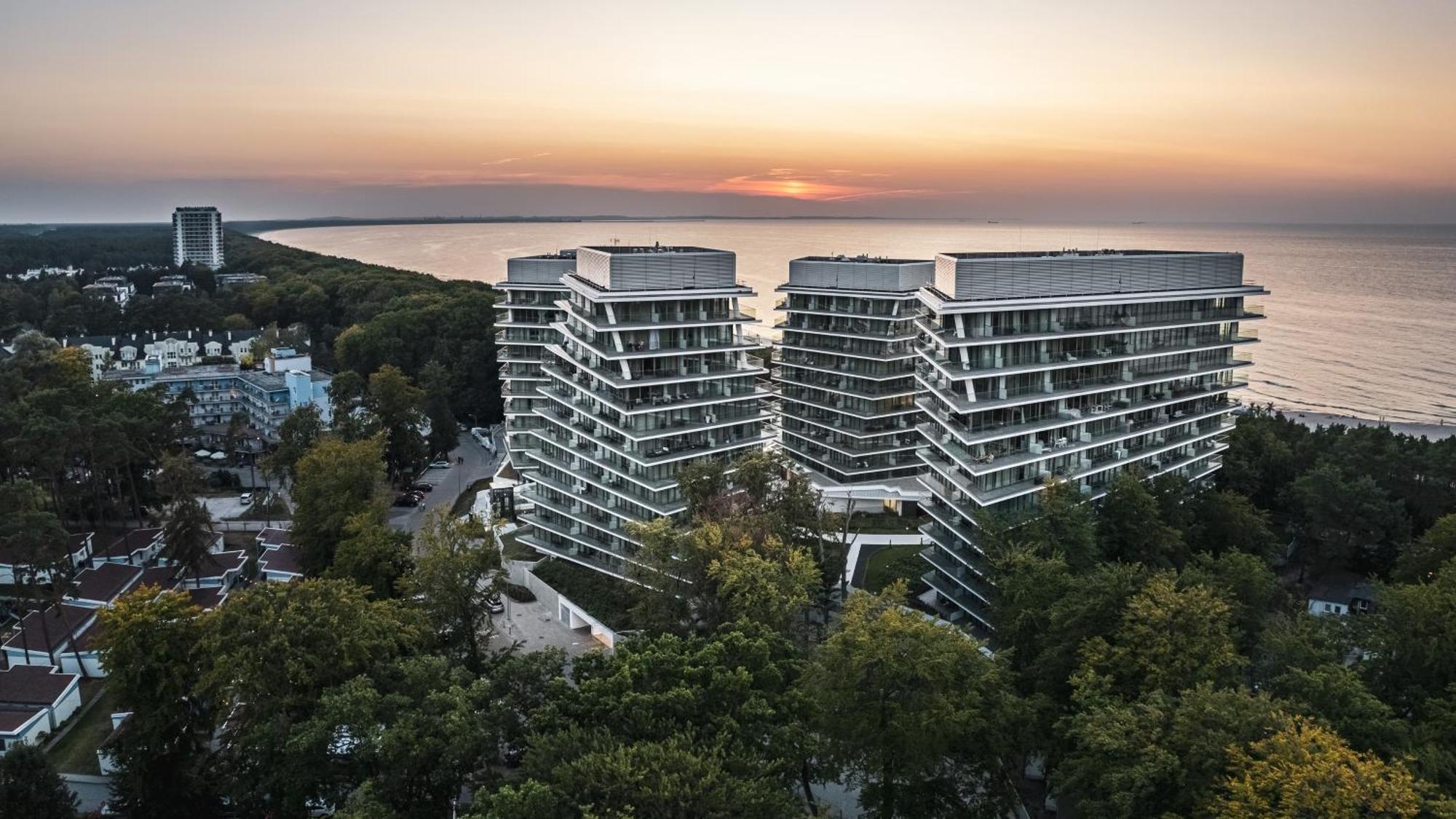 Prywatne Apartamenty Sun & Snow W Wave Z Basenem Miedzyzdroje Exterior photo